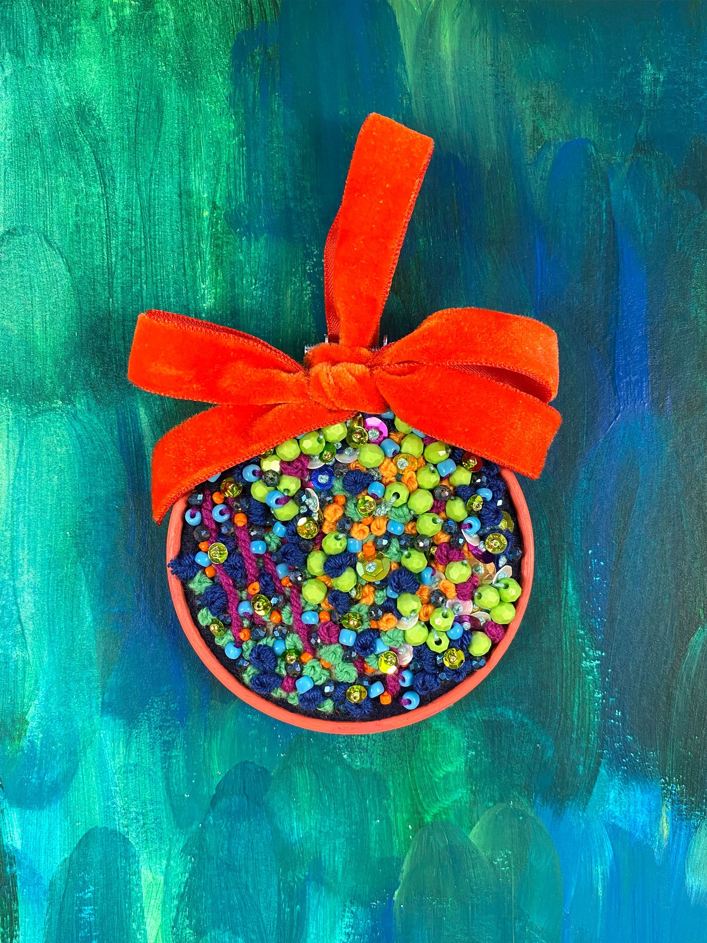 Wondermakers Holiday Hoop No. 316