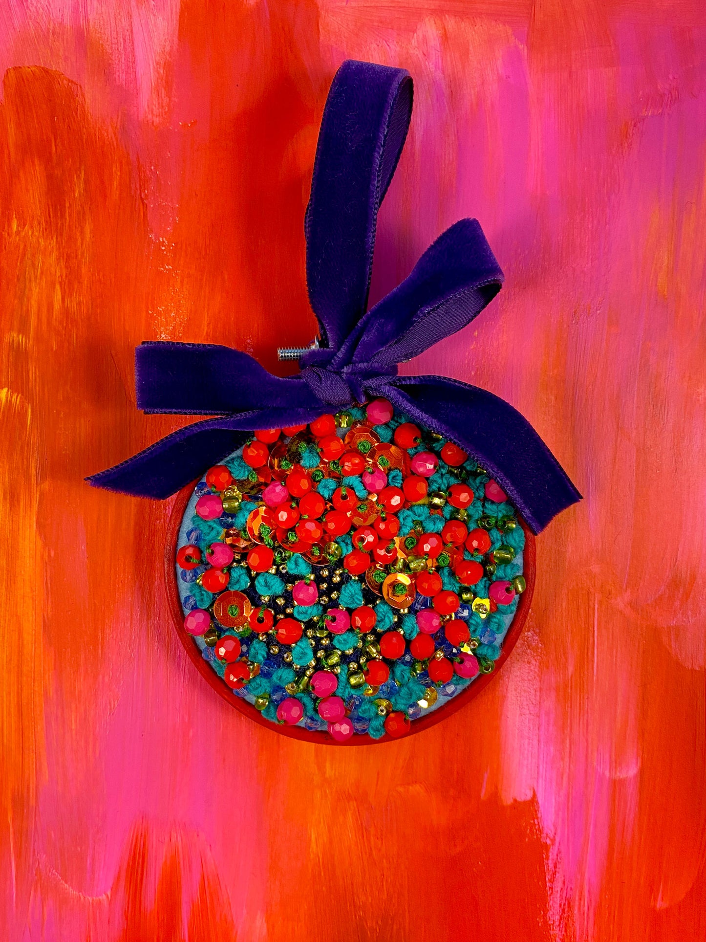 Wondermakers Holiday Hoop No. 328