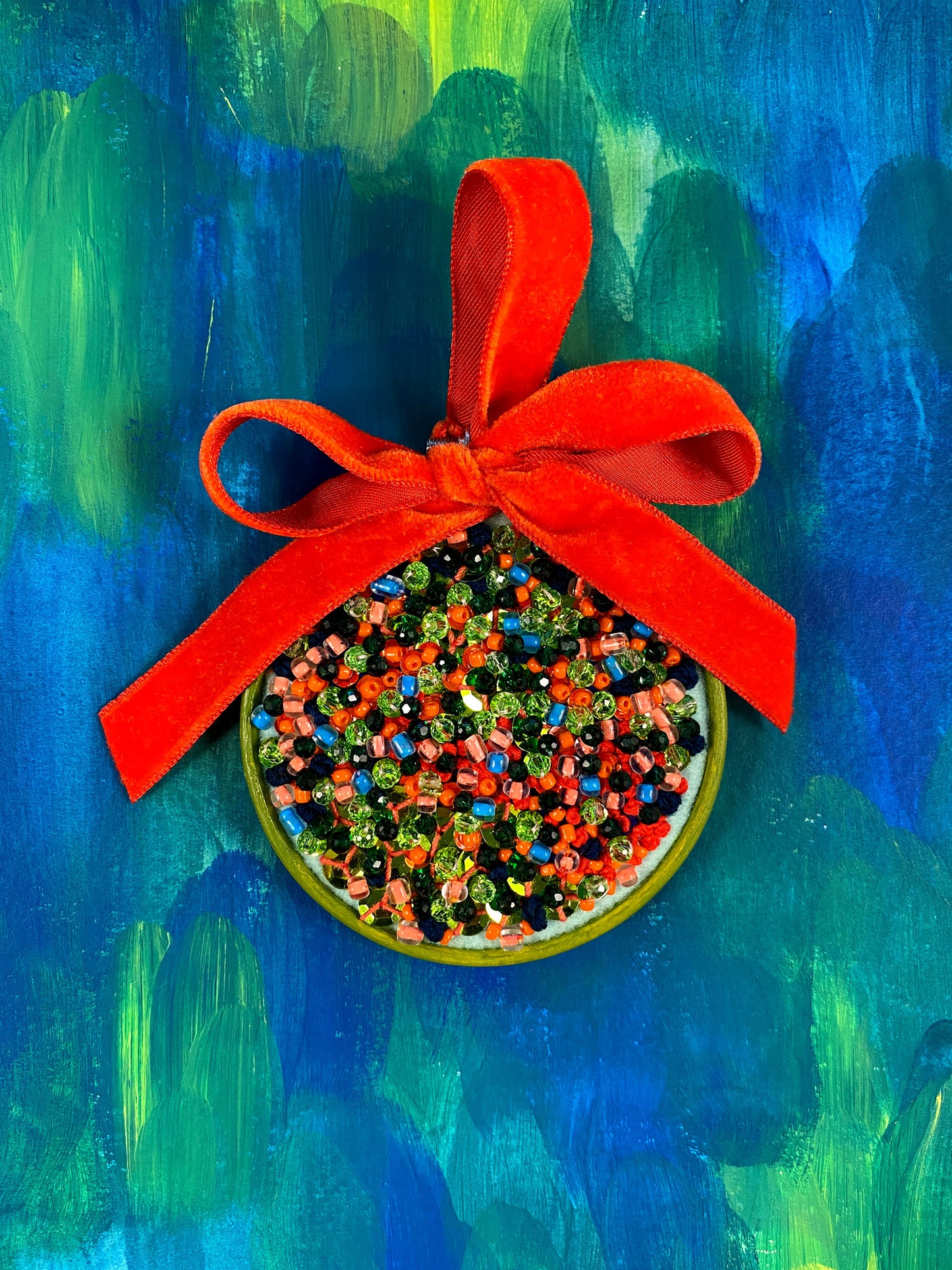 Wondermakers Holiday Hoop No. 339