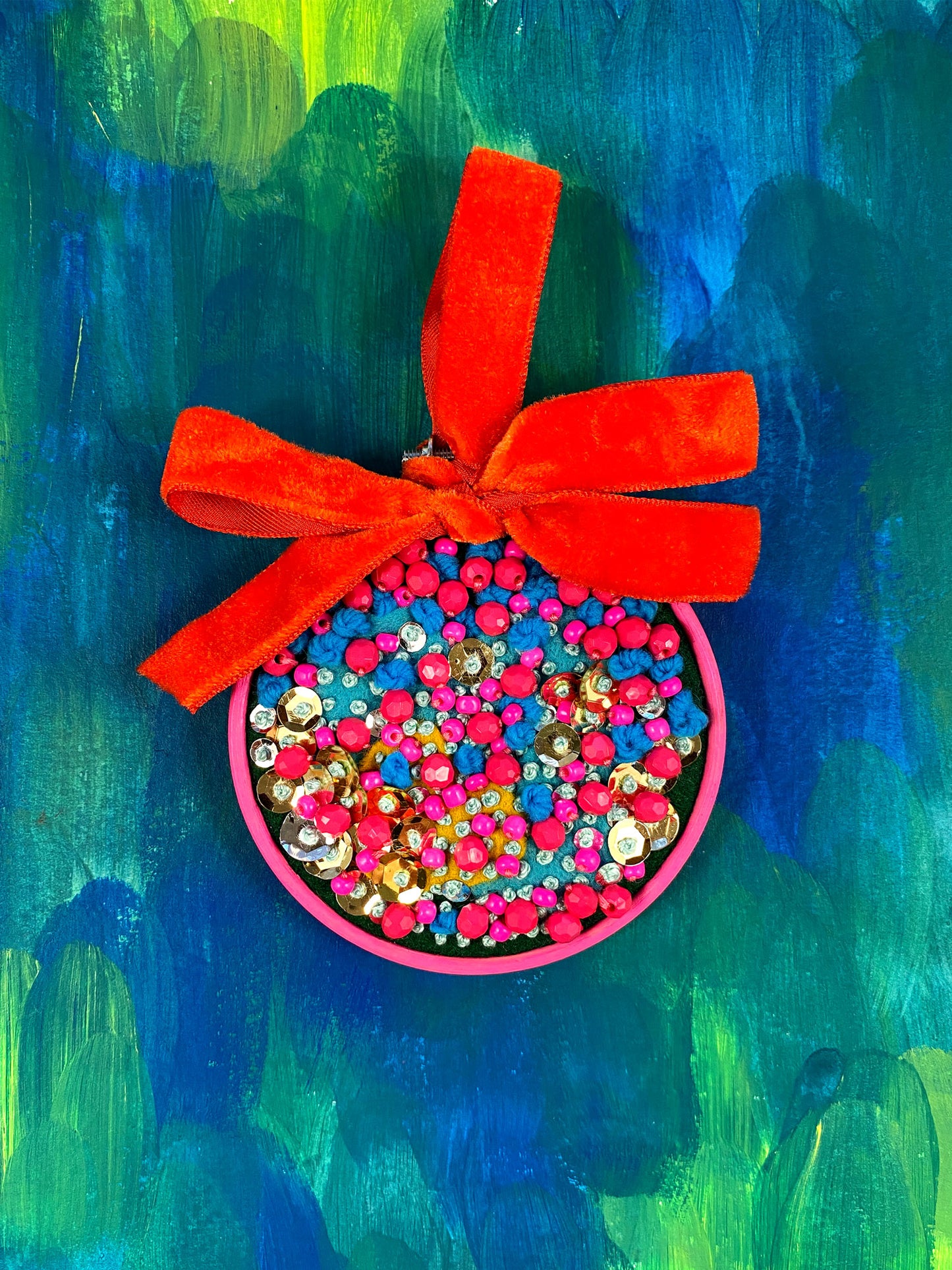 Wondermakers Holiday Hoop No. 341