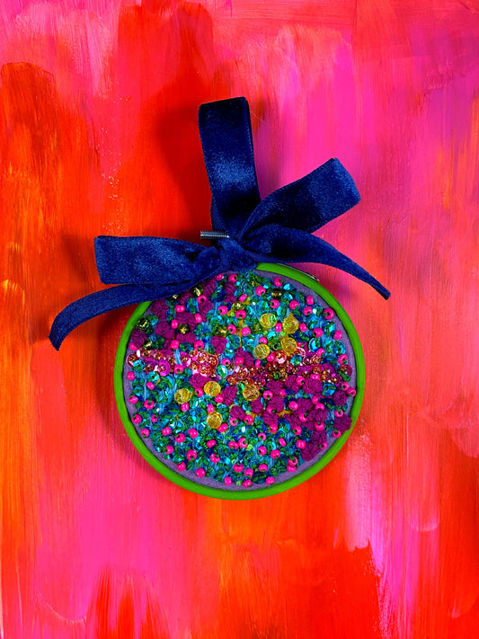 Wondermakers Holiday Hoop No. 351