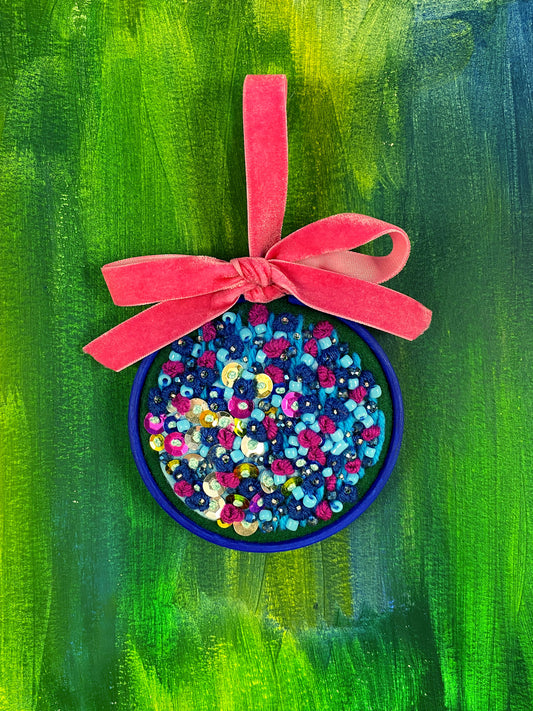 Wondermakers Holiday Hoop No. 359