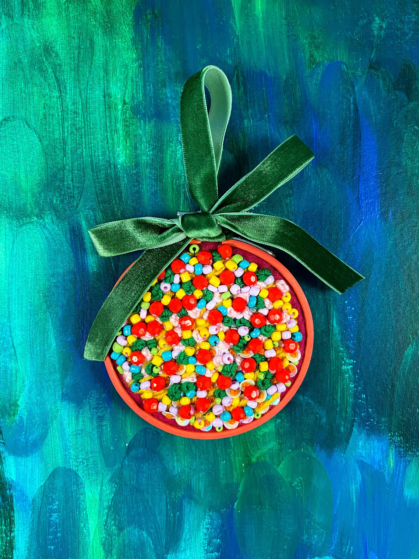 Wondermakers Holiday Hoop No. 360